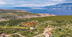 Baugrundstück mit Potenzial: 694 m2 in Dabov Stani nahe Novalja – Nur einen Spaziergang von Pastura Bay entfernt