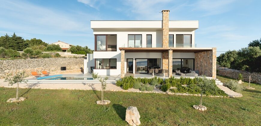 Exklusive Luxusvilla H121, Lun