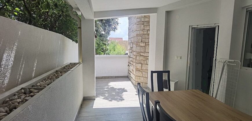 Apartment H149-Mandre