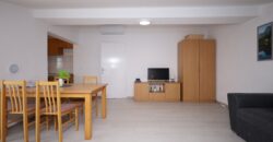 Apartment H7180-S8-Vodice