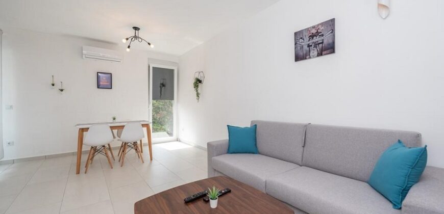 Apartment H170-Novalja